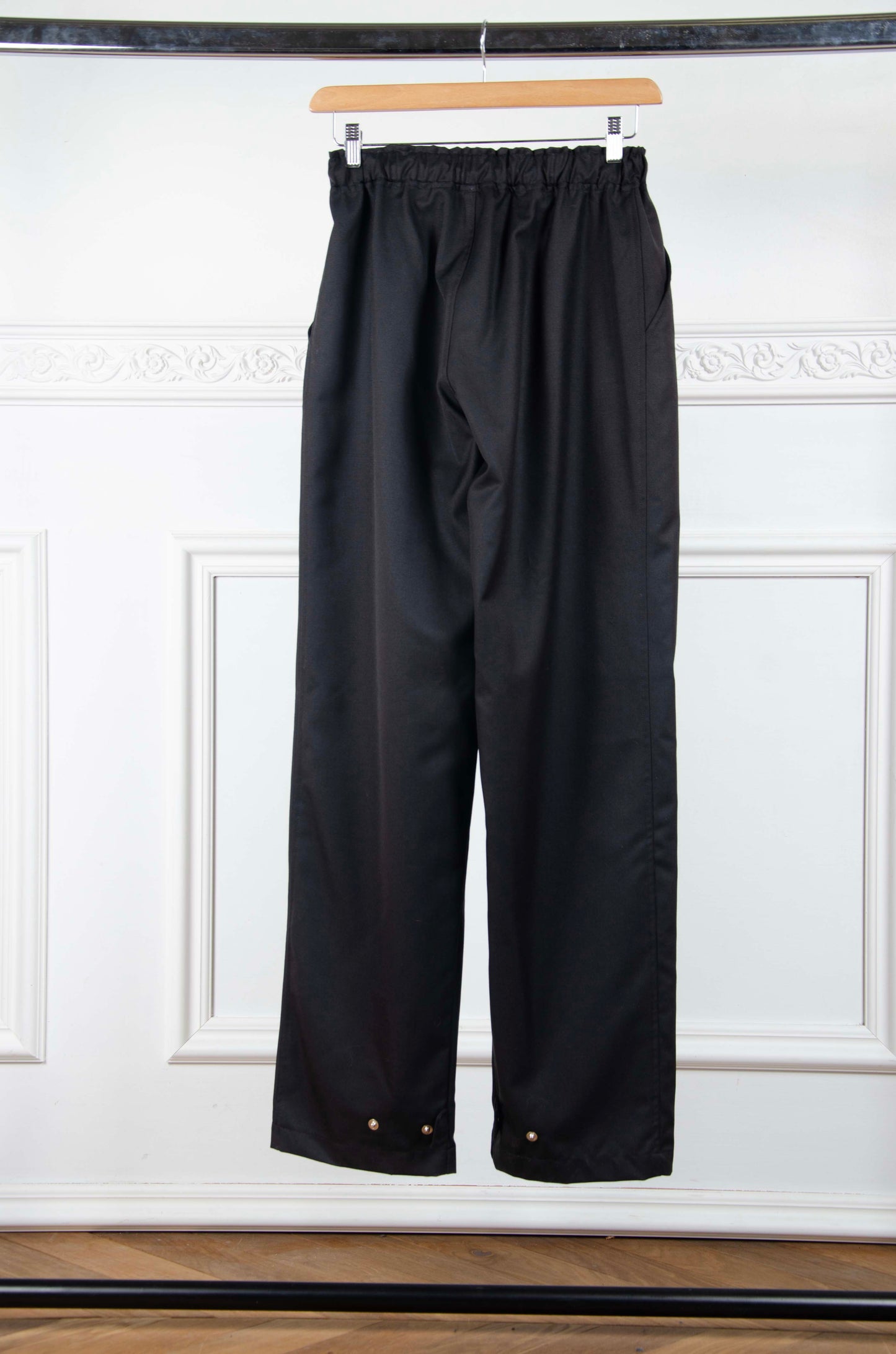 Black Ornano Loose Pants - L