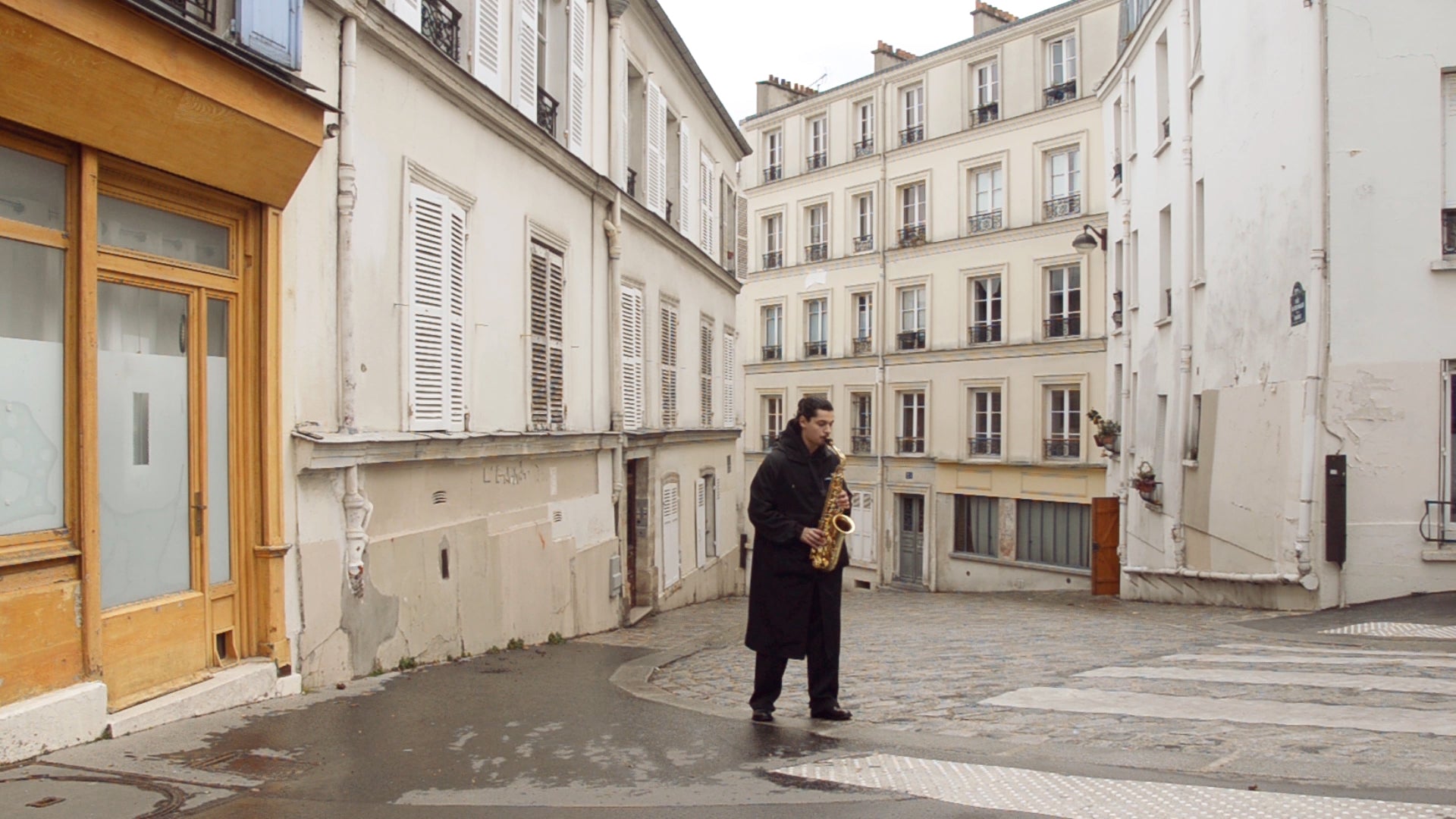 Load video: Montmartre, Paris - 2023